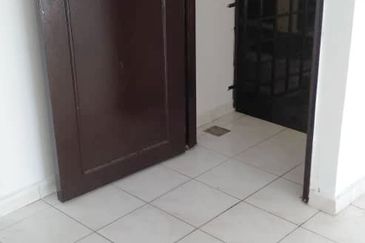 Ria 1 Apartment, Taman Megah Ria