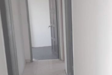 Ria 1 Apartment, Taman Megah Ria