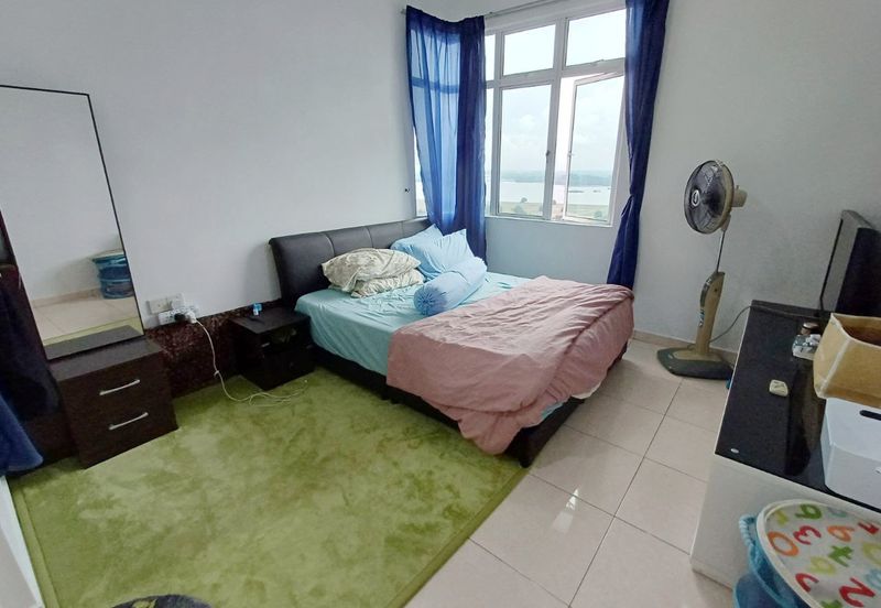 Sri Samudera Seaview Residence Suites
