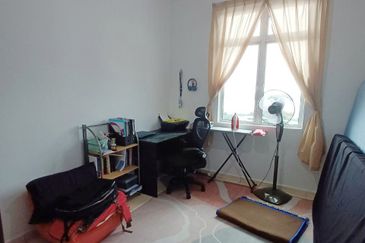 Sri Samudera Seaview Residence Suites