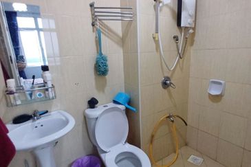 Sri Samudera Seaview Residence Suites