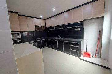 Jalan Sutera Chengal 6/8