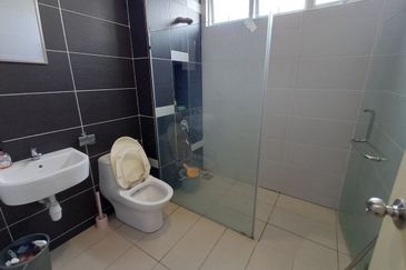 Oleander @ Kempas Utama