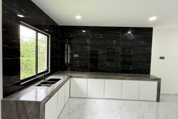 Jalan Bukit Kempas 2/14