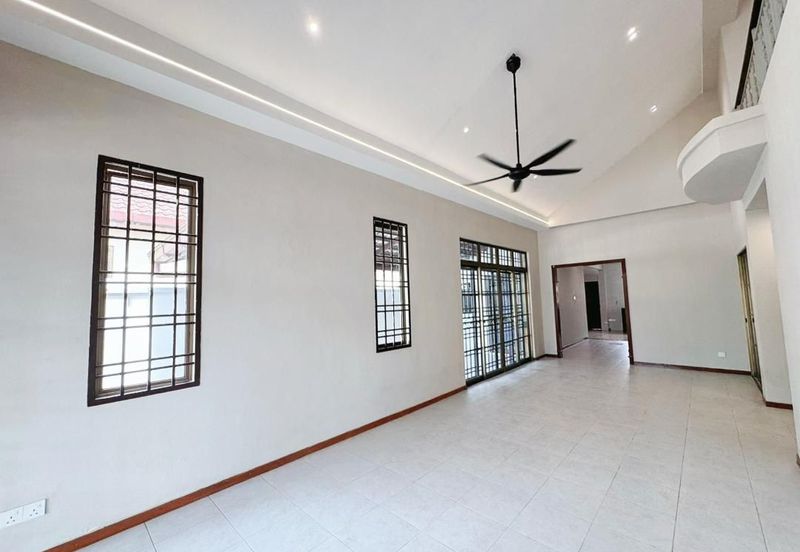 Jalan Bukit Impian 23