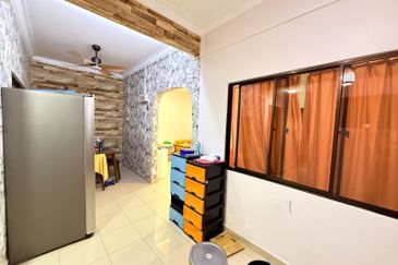 Jalan Harimau Bintang