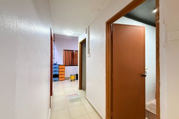 Jalan Harimau Bintang