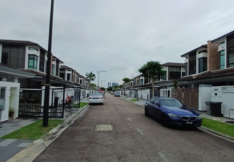 Featherstone @Eco Botanic