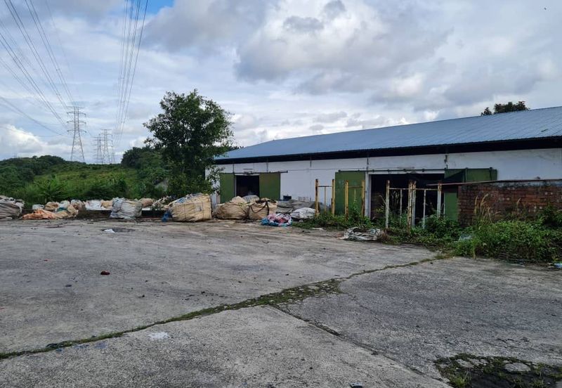 Kelapa Sawit Kulai Detached factory For Sale
