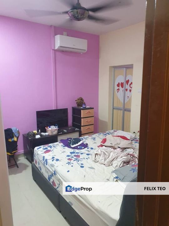 Kulai Taman Selatan 22x75 sqft House for Sale, Johor, Kulai