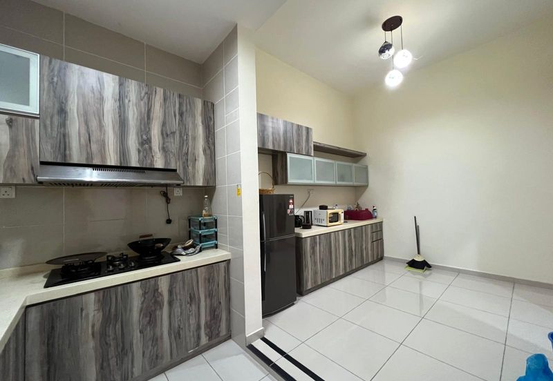 Bina Park Bandar Seri Alam