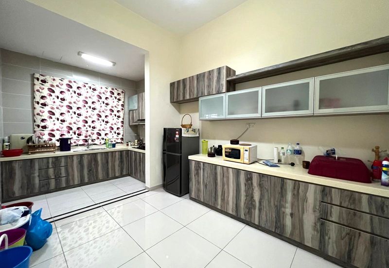 Bina Park Bandar Seri Alam