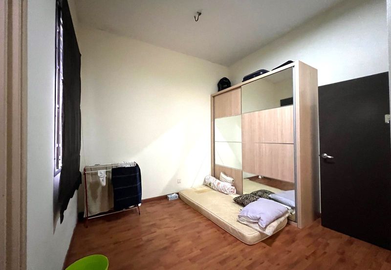 Bina Park Bandar Seri Alam