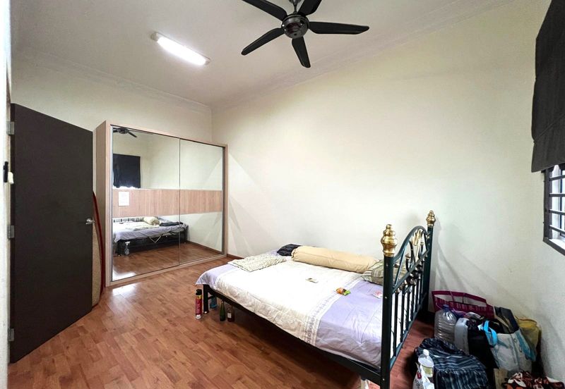 Bina Park Bandar Seri Alam