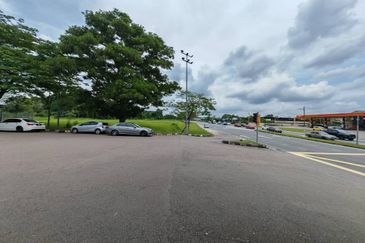 Kota Tinggi Damai Jaya Commercial Land For Sale