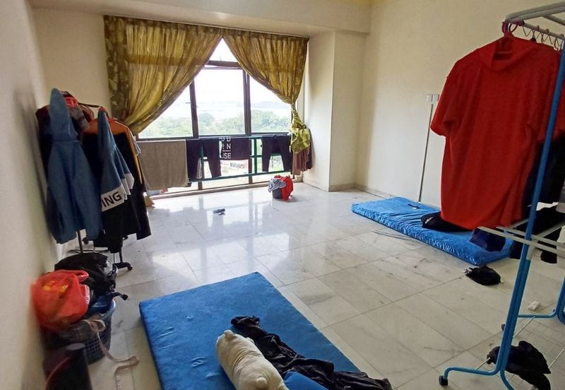 Aloha Tower Condominium