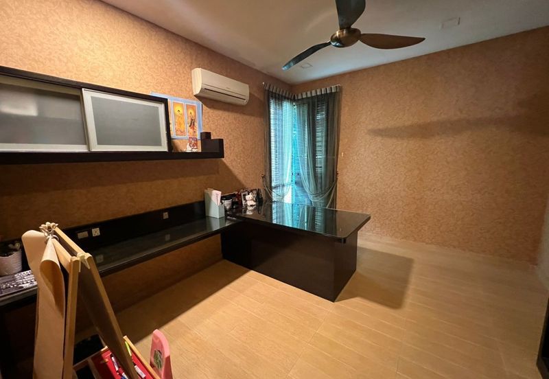 Taman Austin Perdana