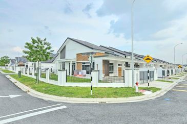 Iconia Garden Residence @ Taman Impian Emas