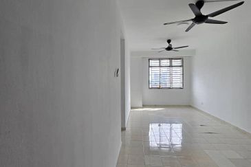 Indah Court Apartment