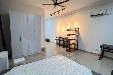 Twin Tower Residence