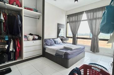 Seri Austin Luxury Apartment