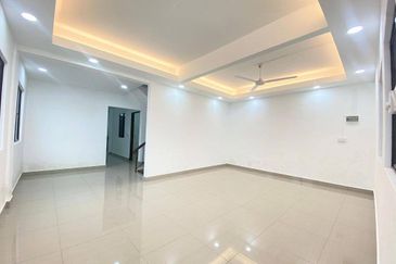 Kota Tinggi 2-Storey Corner For Sale