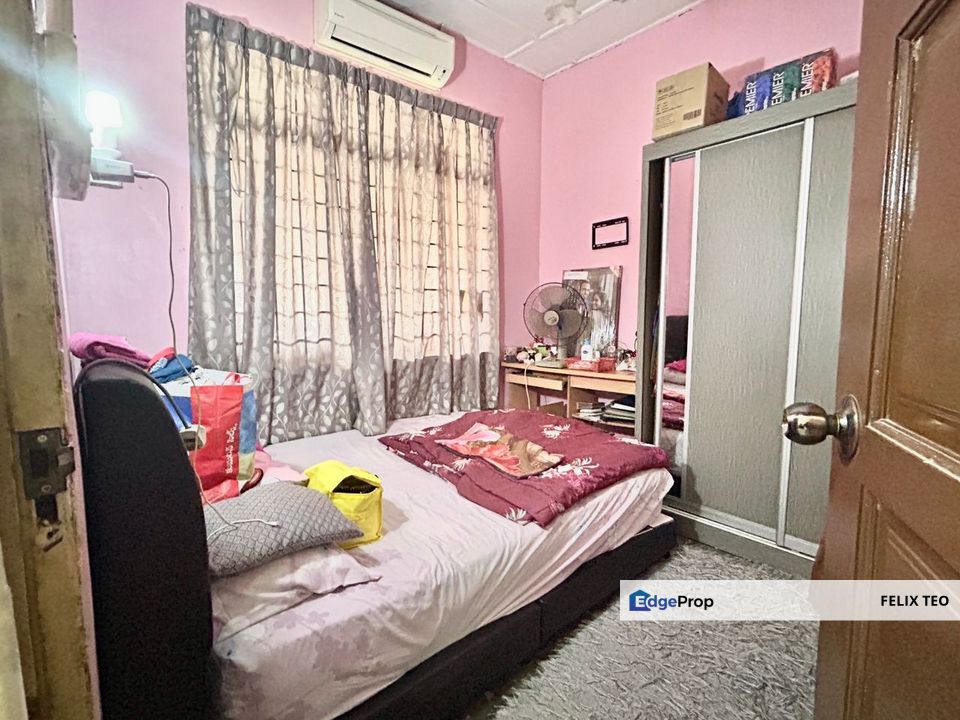 Taman Universiti 1-Storey Terrace House For Sale, Johor, Skudai