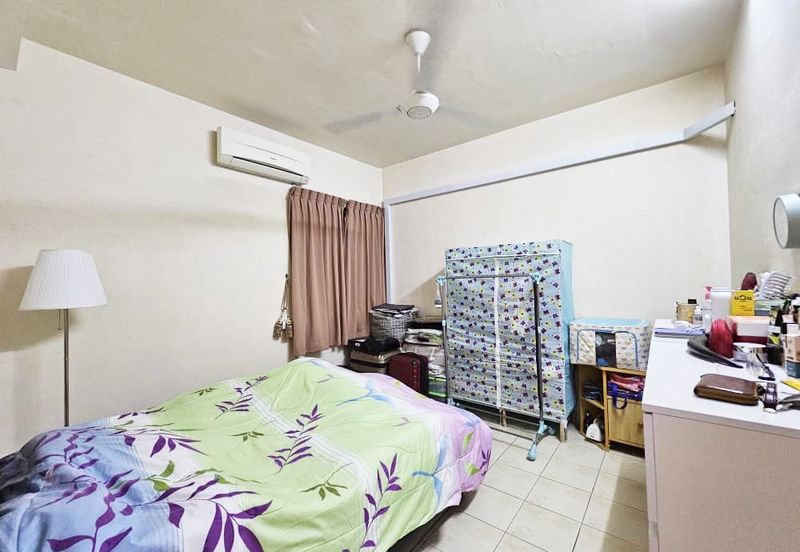 Prima Regency (Dorchester Court)