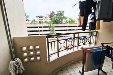 Prima Regency (Dorchester Court)