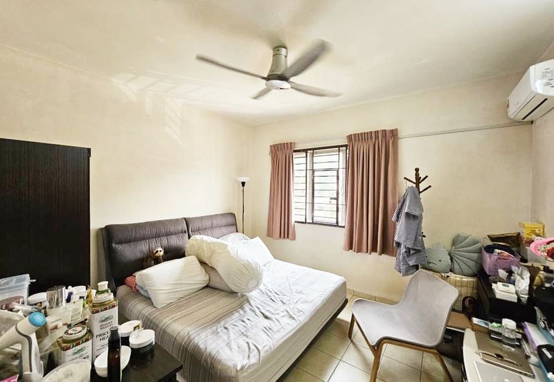 Prima Regency (Dorchester Court)