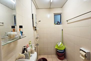 Prima Regency (Dorchester Court)