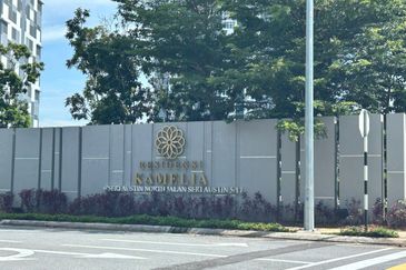 Camellia Residence Seri Austin