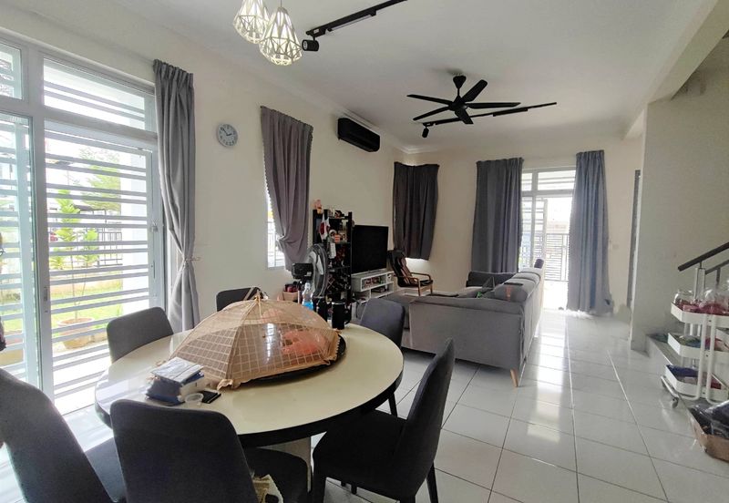 Meridin East The Greenway & The Eden