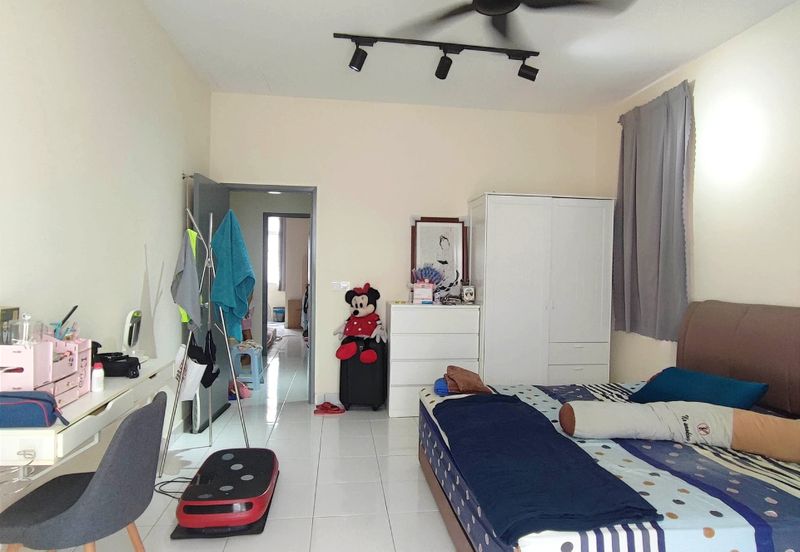 Meridin East The Greenway & The Eden