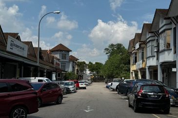 Taman Sri Pulai Perdana 1