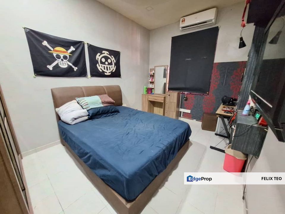 Taman Bukit Tiram 2-Storey Terrace For Sale, Johor, Ulu Tiram