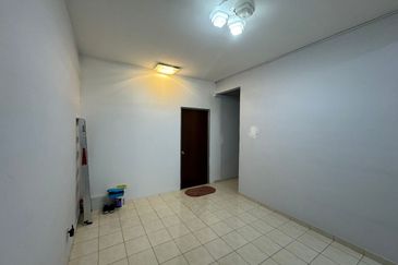 Indah Court Apartment