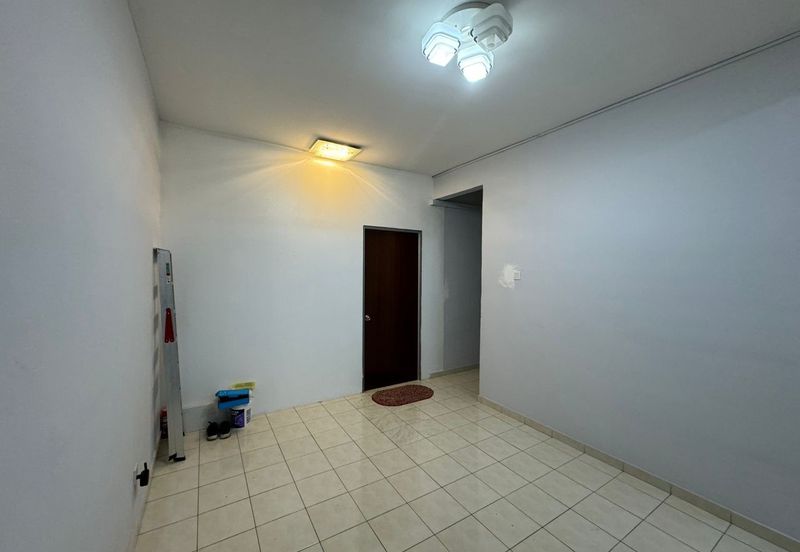 Indah Court Apartment