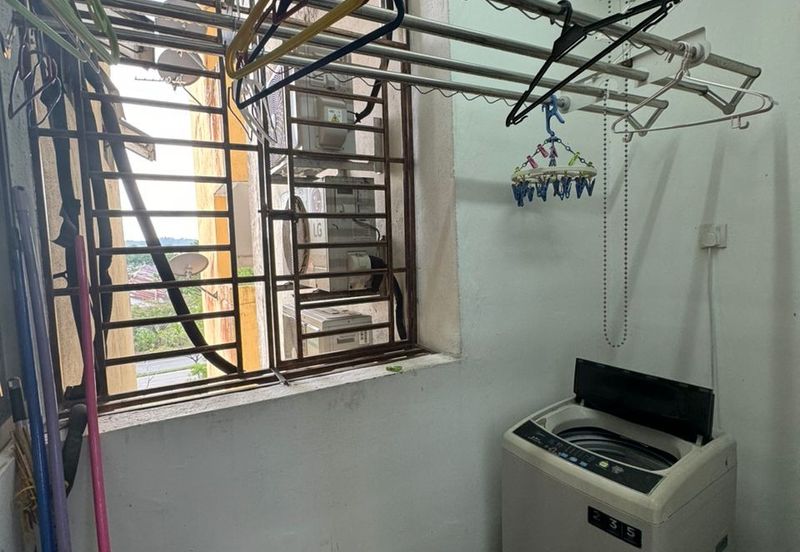 Indah Court Apartment