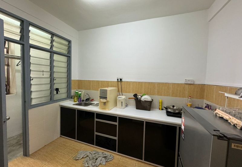 Indah Court Apartment