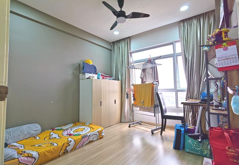 Midas Perling Apartment