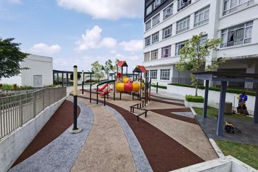 Midas Perling Apartment