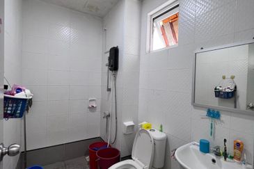 Seasons Luxury Apartments @ Amara Larkin