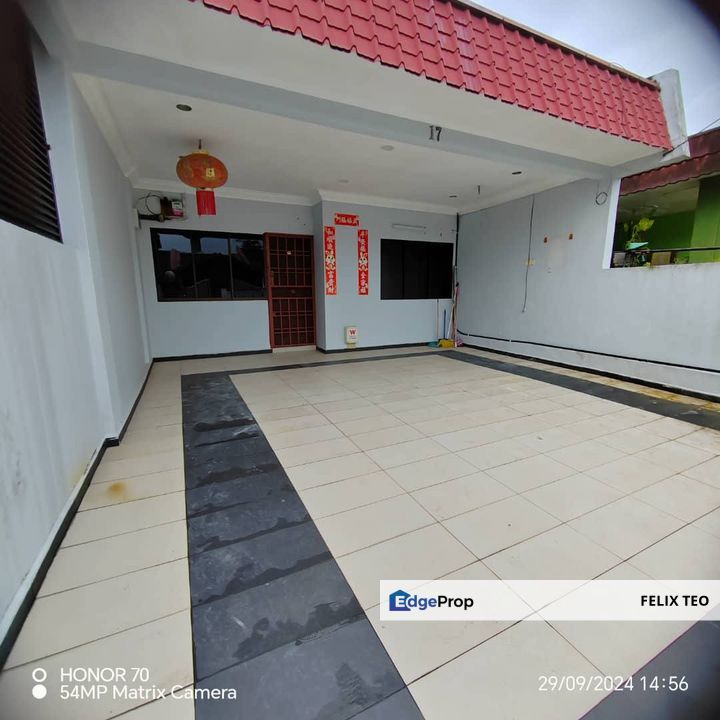 Taman Universiti 1-Storey Terrace For Sale, Johor, Skudai