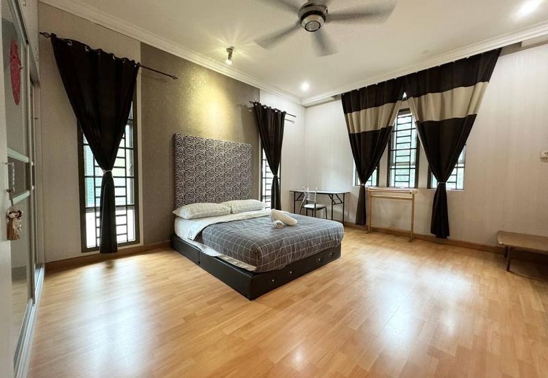 Taman Austin Perdana