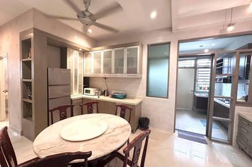 Taman Austin Perdana