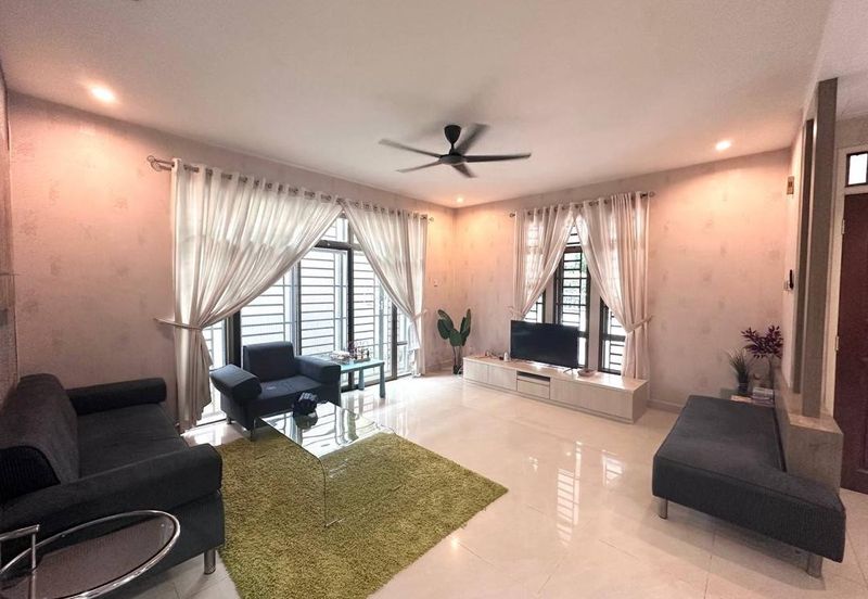 Taman Austin Perdana