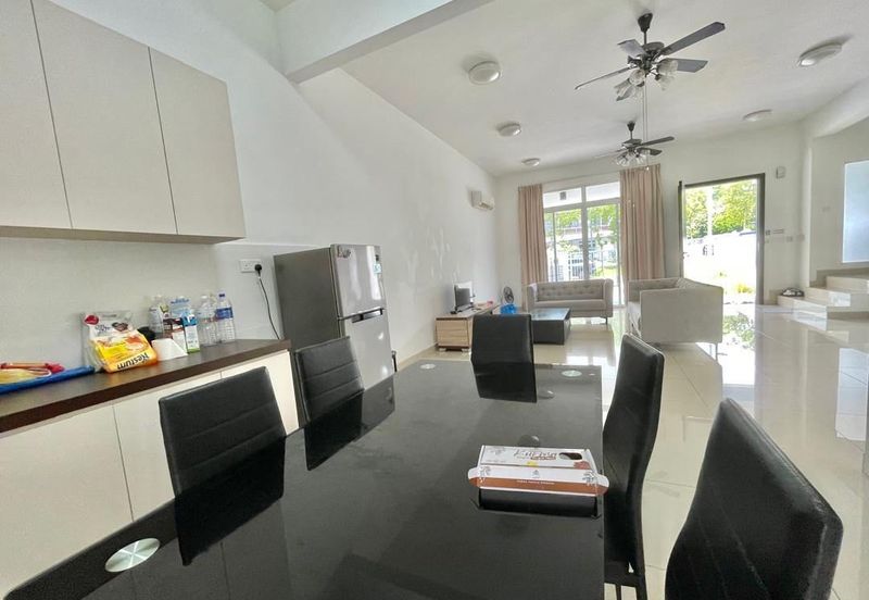 The Hills, Horizon Hills