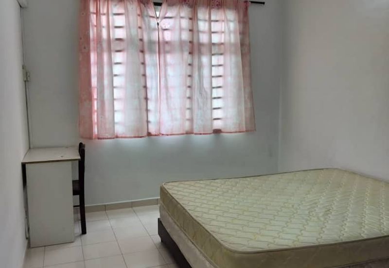 Villa Krystal, Bandar Selesa Jaya