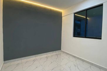 Flat Taman Ungku Tun Aminah